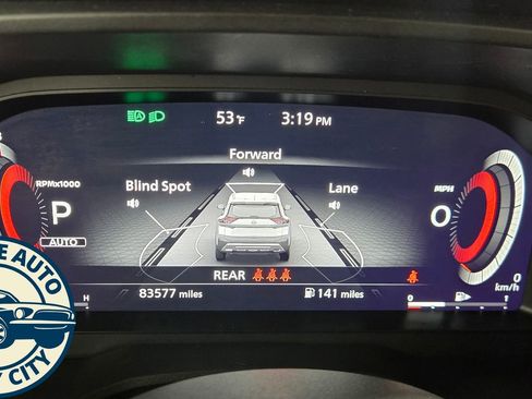 Used 2021 Nissan Rogue Platinum AWD/4WD image 12