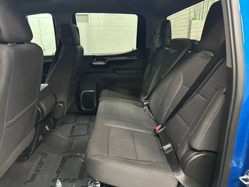 Used 2022 Chevrolet Silverado 1500 RST AWD/4WD image 22