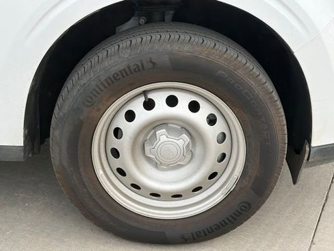 Used 2025 Ford Maverick XLT w/ Equipment Group 302A image 9