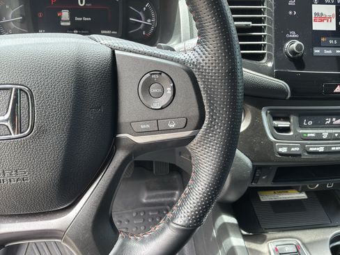 Used 2023 Honda Passport TrailSport image 20