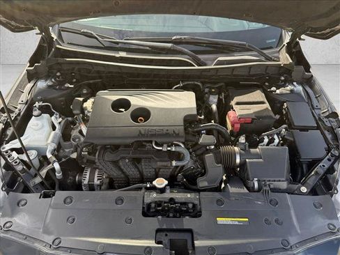 Used 2019 Nissan Altima 2.5 SV FWD image 24