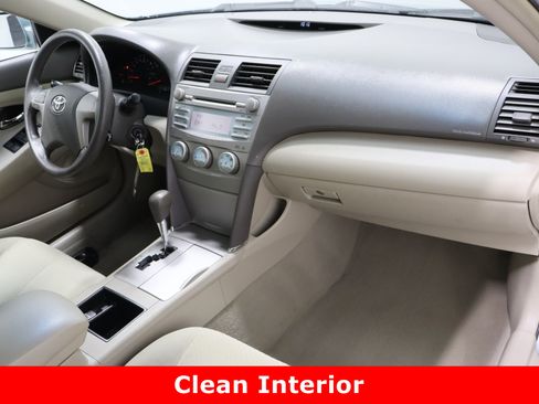 Used 2007 Toyota Camry LE image 32