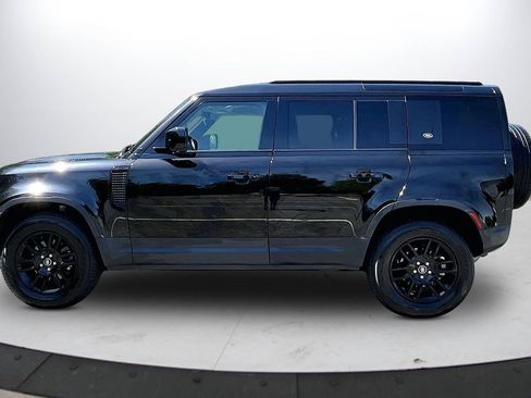 Used 2024 Land Rover Defender 110 S AWD/4WD image 6