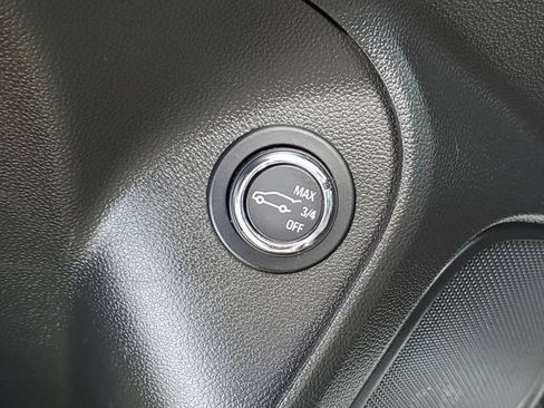 Certified 2023 Buick Encore GX Essence w/ Experience Buick Package AWD/4WD image 29