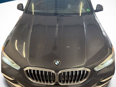 Used 2019 BMW X5 xDrive40i w/ Premium Package 2