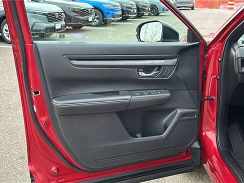 Used 2025 Honda CR-V Sport-L image 8