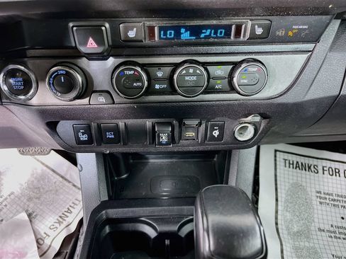 Used 2020 Toyota Tacoma 4x4 Double Cab image 22