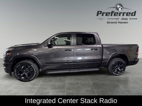 New 2026 RAM 1500 4x4 Crew Cab image 10