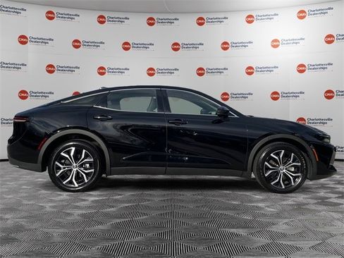 Used 2024 Toyota Crown XLE image 6