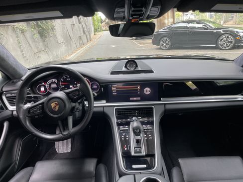 Used 2023 Porsche Panamera GTS AWD/4WD image 20