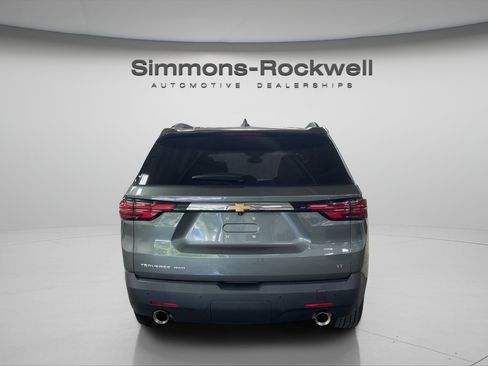 Used 2022 Chevrolet Traverse LT AWD/4WD image 4