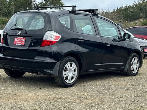 Used 2010 Honda Fit image 4