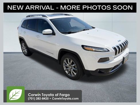 Used 2018 Jeep Cherokee Limited w/ Trailer Tow Group AWD/4WD image 1