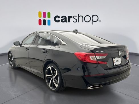 Used 2019 Honda Accord Sport image 3