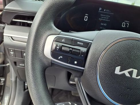 Used 2025 Kia K5 LXS FWD image 18