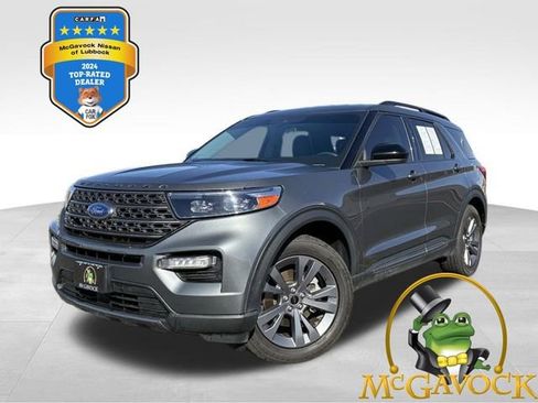 Used 2022 Ford Explorer XLT w/ Equipment Group 202A image 1