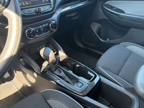 Used 2022 Chevrolet TrailBlazer LT w/ Convenience Package image 21