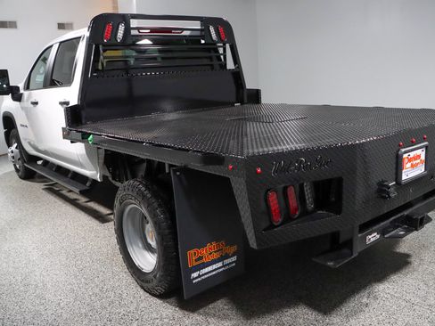Used 2025 Chevrolet Silverado 3500 W/T w/ WT Convenience Package AWD/4WD image 10