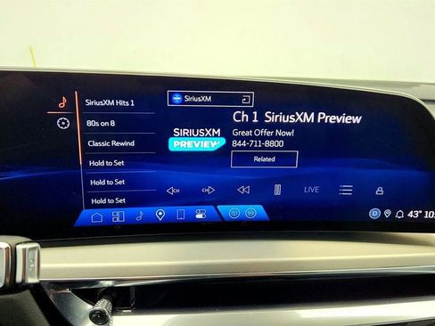 Used 2024 Cadillac Lyriq Luxury image 17