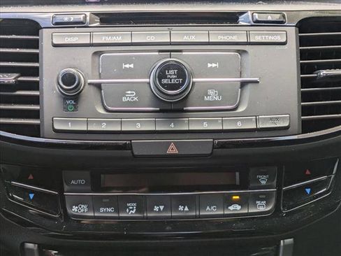 Used 2017 Honda Accord Sport image 13