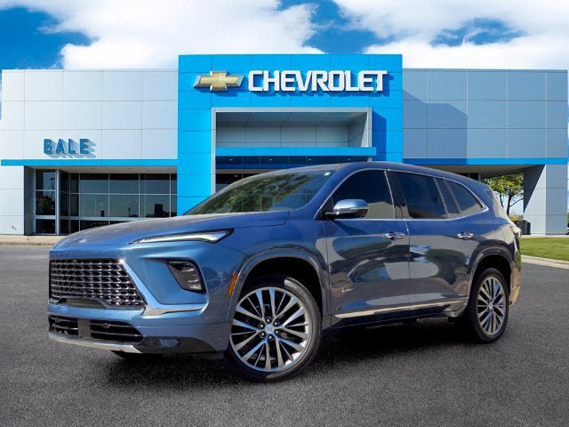 Used 2025 Buick Enclave Avenir w/ Trailering Package, 5000 lbs. FWD image 26