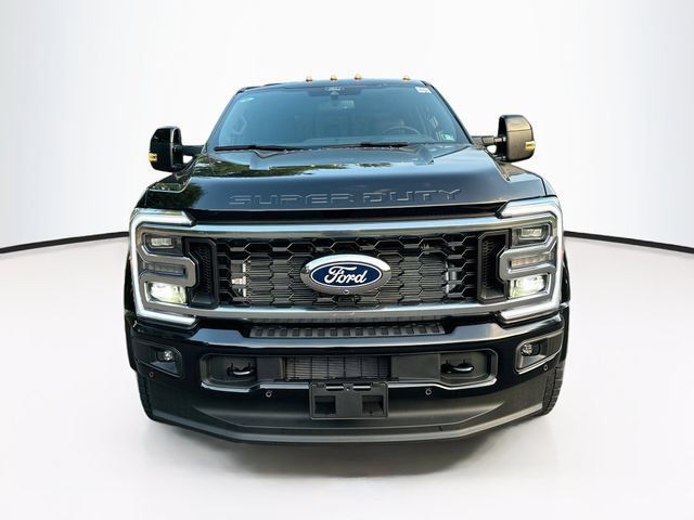 New 2027 Ford F450 Platinum w/ FX4 Off-Road Package AWD/4WD image 2