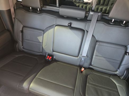 Used 2022 GMC Sierra 1500 Denali w/ Denali Premium Package image 12