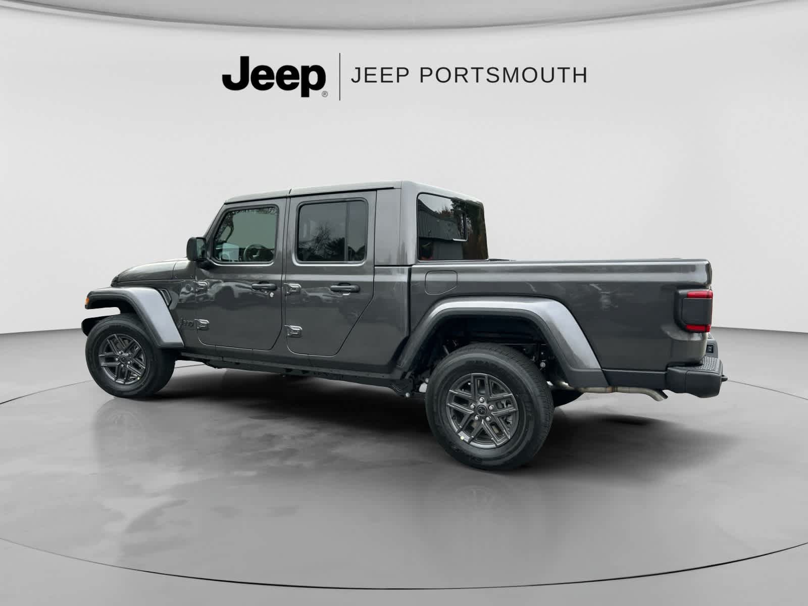 New 2026 Jeep Gladiator Sport AWD/4WD image 11