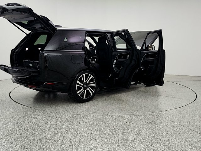 Certified 2023 Land Rover Range Rover SE AWD/4WD image 11