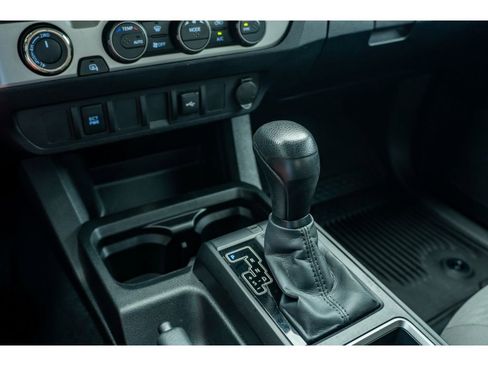 Used 2023 Toyota Tacoma SR AWD/4WD image 25