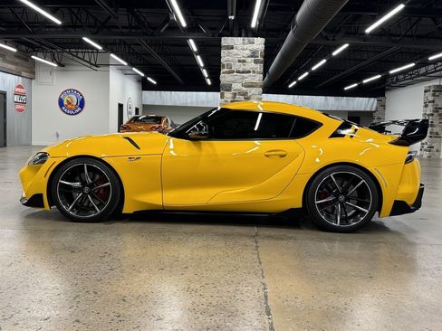 Used 2021 Toyota Supra RWD image 4