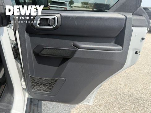 Used 2026 Ford Bronco Outer Banks AWD/4WD image 30
