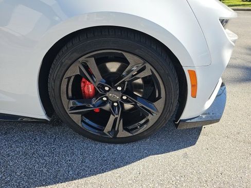 Certified 2023 Chevrolet Camaro SS image 11