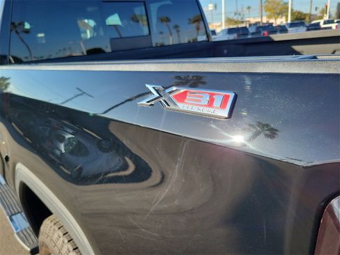 Used 2022 GMC Sierra 1500 SLT image 24