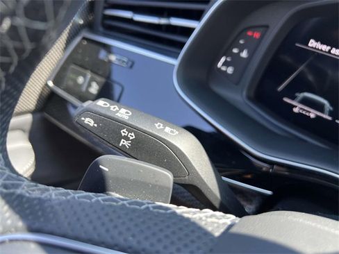 Used 2023 Audi SQ8 Premium Plus image 28