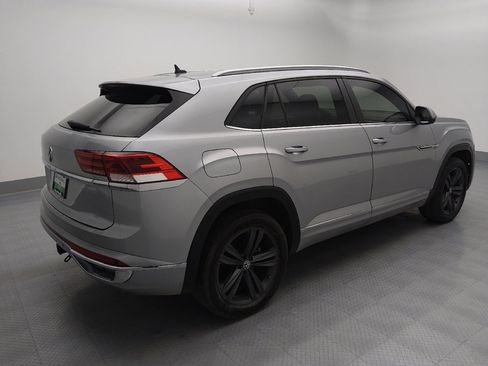 Used 2020 Volkswagen Atlas Cross Sport SE w/ Panoramic Sunroof Package image 10