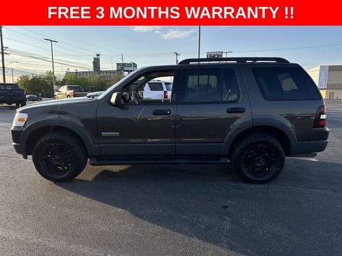 Used 2006 Ford Explorer XLT AWD/4WD image 27