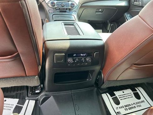 Used 2020 Chevrolet Tahoe Premier w/ Premier Plus Edition image 15