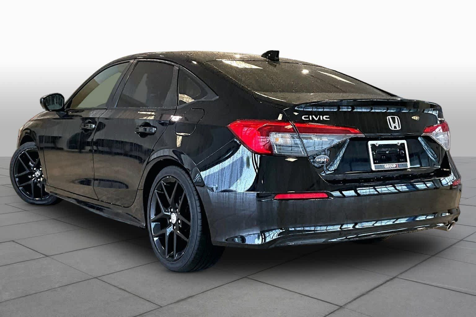 Used 2024 Honda Civic Sport image 12