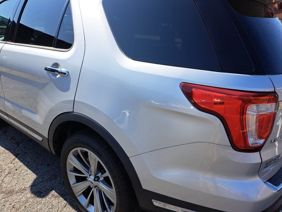 Used 2018 Ford Explorer Limited AWD/4WD image 23