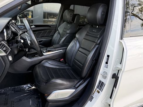 Used 2016 Mercedes-Benz GL 63 AMG 4MATIC image 12