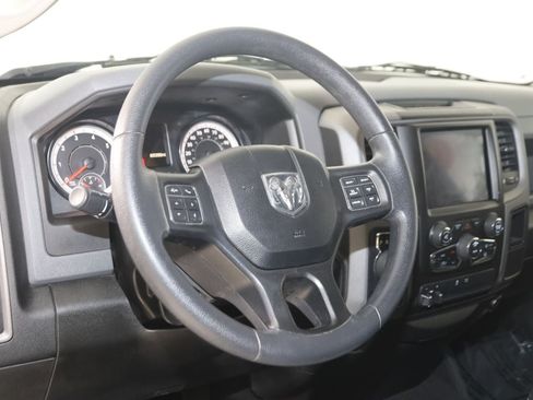 Used 2019 RAM 1500 Express w/ Express Value Package AWD/4WD image 6