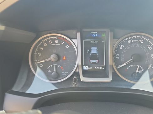 Used 2023 Toyota Tacoma SR5 w/ Technology Package AWD/4WD image 14