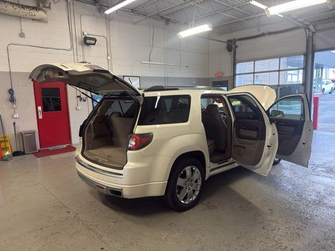 Used 2015 GMC Acadia Denali AWD/4WD image 14