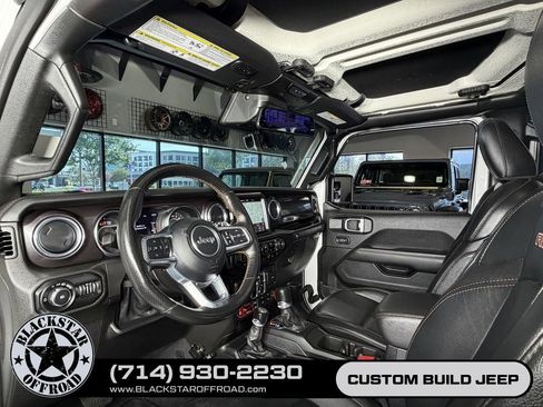 Used 2021 Jeep Wrangler Unlimited Rubicon w/ Trailer Tow Package AWD/4WD image 14