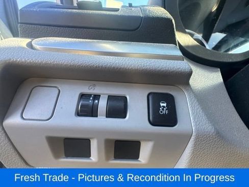 Used 2014 Subaru Forester 2.5i Premium w/ Popular Package #2 AWD/4WD image 17