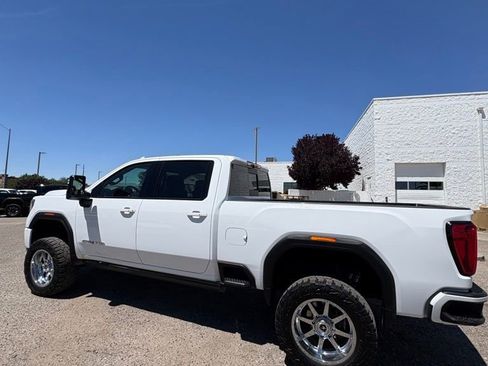 Used 2021 GMC Sierra 3500 AT4 w/ AT4 Premium Plus Package AWD/4WD image 4