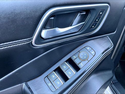 Used 2021 Nissan Rogue SL image 31