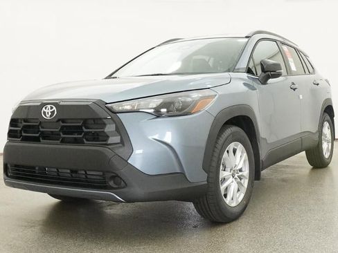 New 2026 Toyota Corolla Cross LE FWD image 32