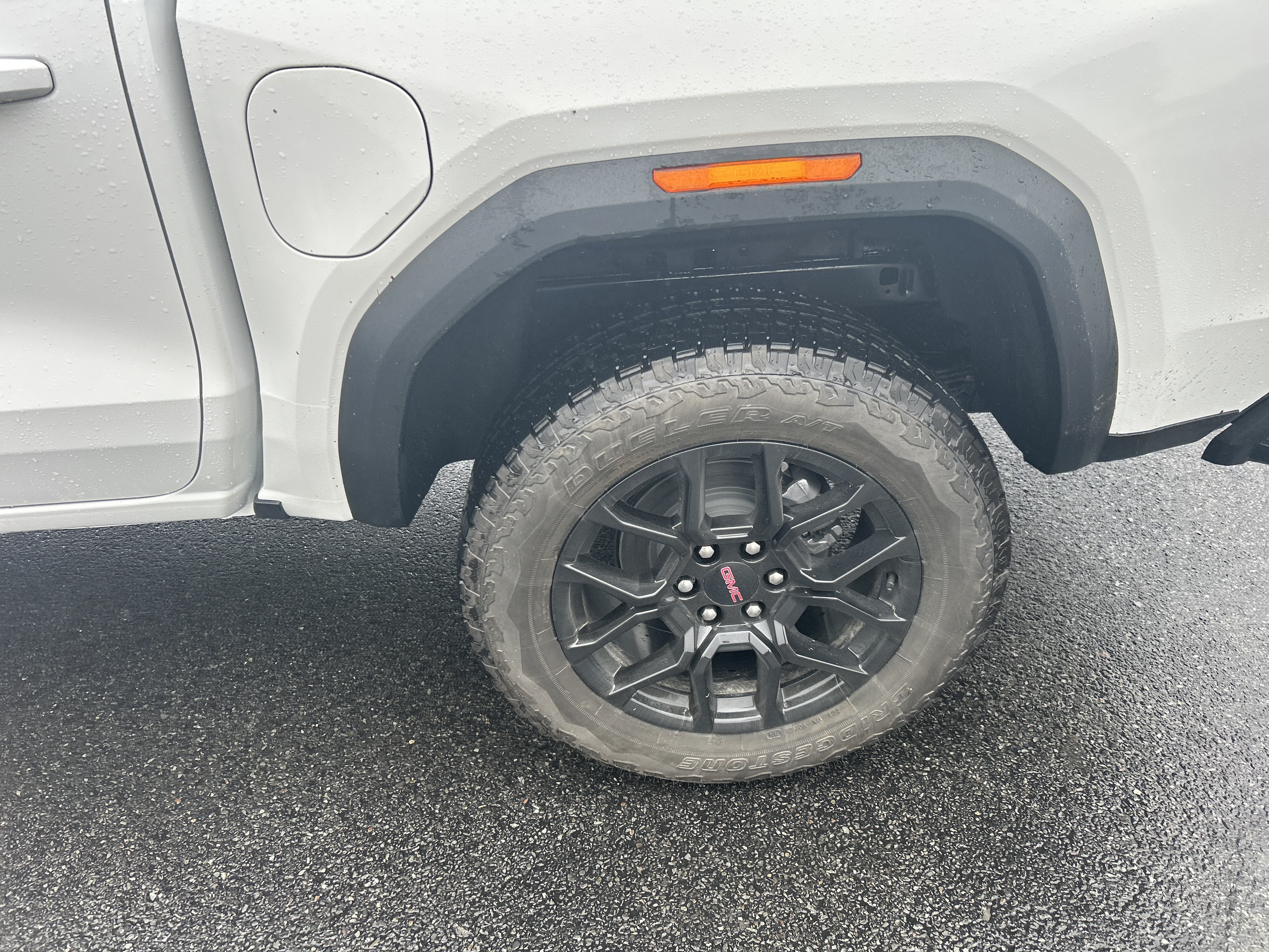 New 2026 GMC Canyon AT4 w/ Technology Plus Package AWD/4WD image 5